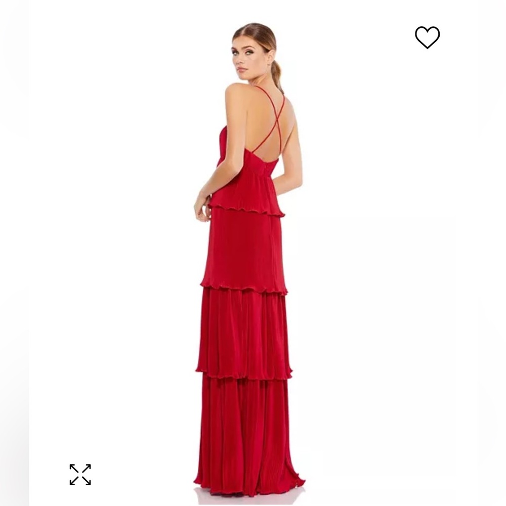 New with tags! Mac Duggal Women's Ieena Spaghetti Strap Ruffle Layered Maxi